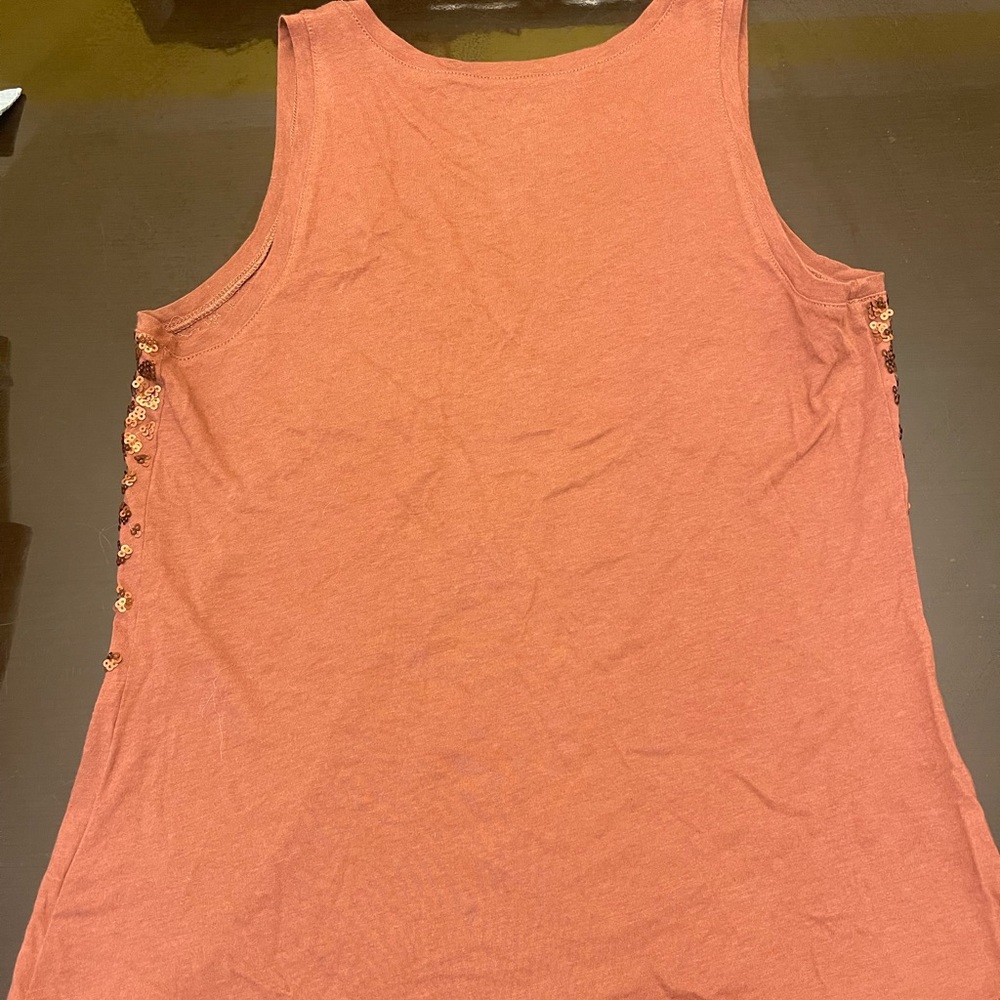 Express Easy Tank Top - Picture 4 of 5